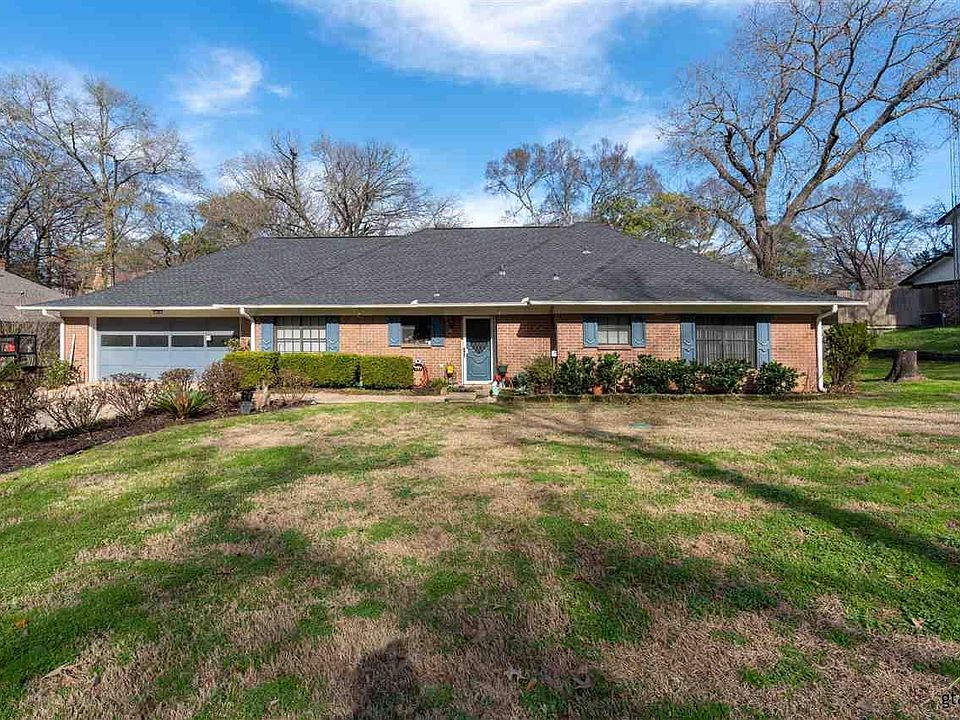 1st image of 10842 Knollwood Dr