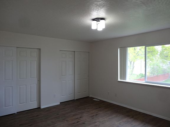 Master with lots on closets