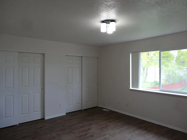 Master with lots on closets