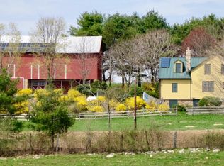 1095 Texter Mountain Rd, Robesonia, PA 19551