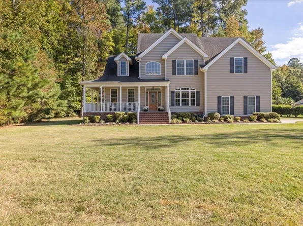 1820 Mayberry Dr, Virginia Beach, VA 23456