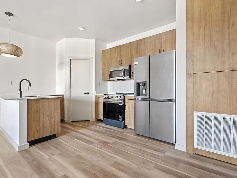 225 E New Hampshire St #1 — Photo 7