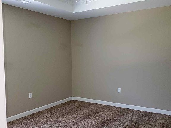 5th image of 905 W Gay St APT A
