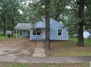 311 E 13th St, Hope, AR 71801