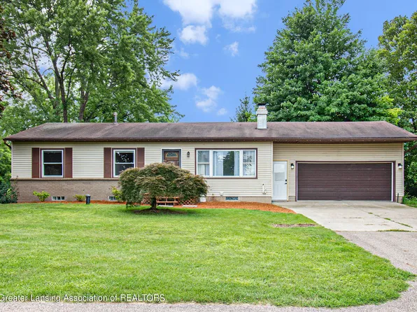 2349 W Clark Rd, Lansing, MI 48906