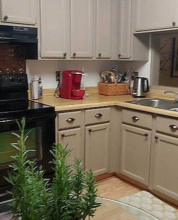 2nd image of 2212 Forest Acres Dr