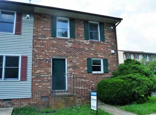 1426 Country Club Ct, Harrisonburg, VA 22802