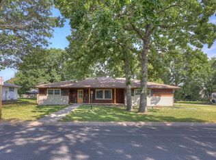 331 Briarbrook Dr, Carl Junction, MO 64834