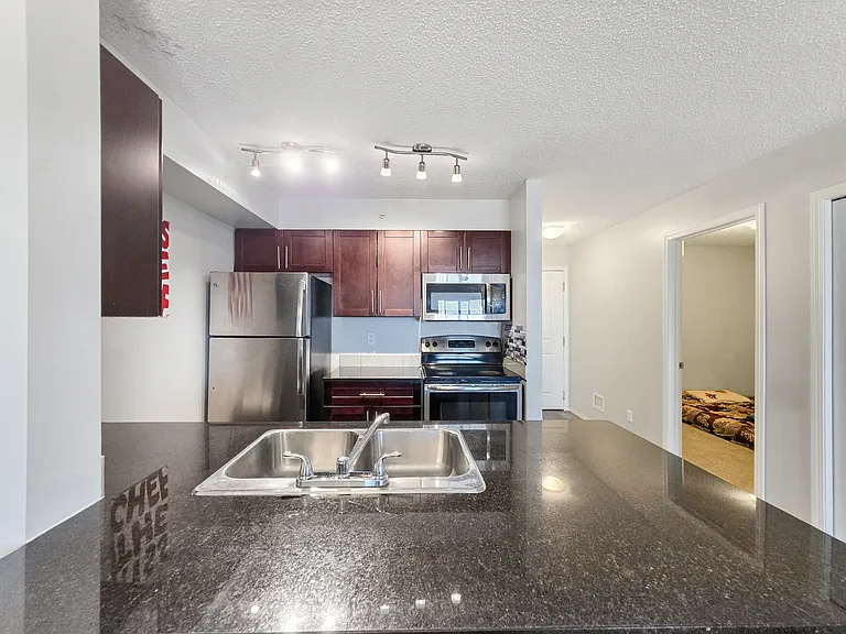 5 Saddlestone Way NE #413 — Photo 8