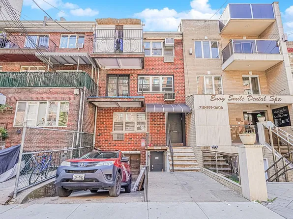 1740 E 13th St, Brooklyn, NY 11229