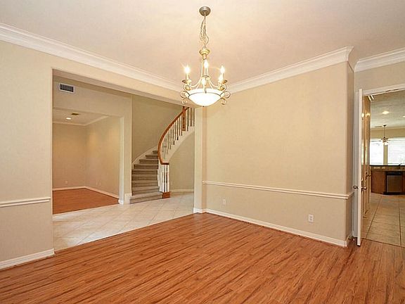 3rd image of 4018 Emerald Branch Ln