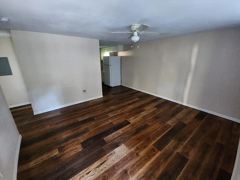 12028 Grovewood Ave #A — Photo 4