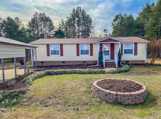 135 Honeysuckle Ln, Roxboro, NC 27573