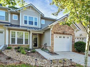 2077 Calloway Pines Dr, Tega Cay, SC 29708