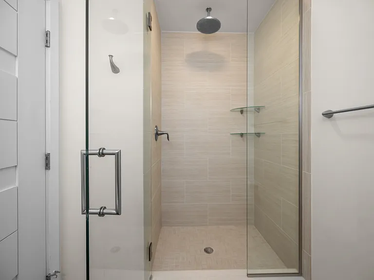 462 W Stadium Blvd #1 — Photo 28