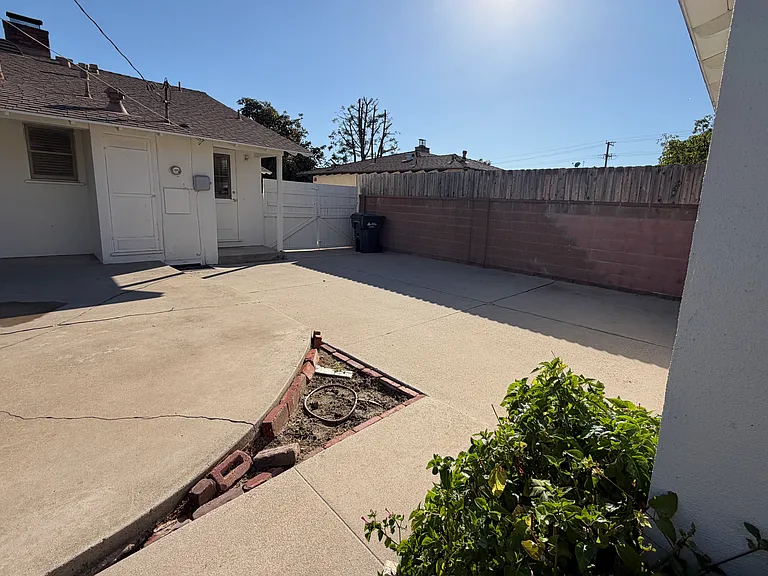Raviller Dr — Photo 5
