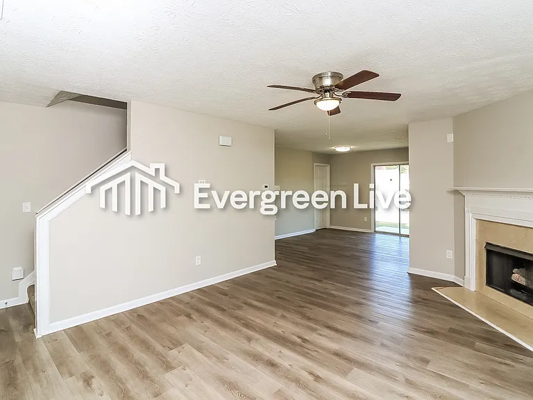 9484 Lakeview Rd — Photo 12