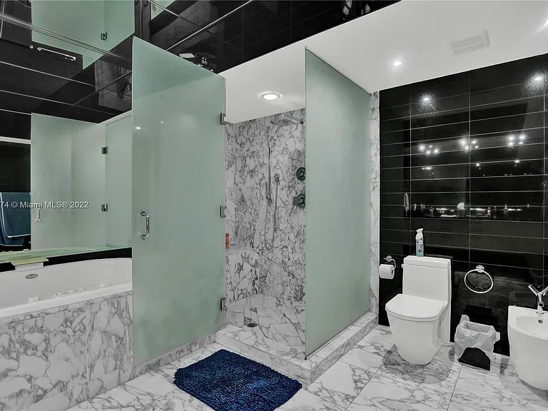 450 Alton Rd — Photo 7