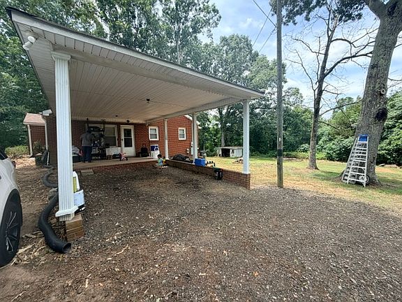 Covered parking ... or use it for a covered picnic area!