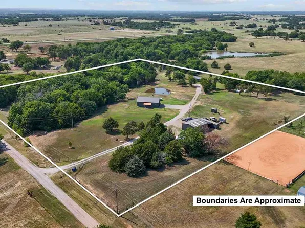 9518 E Horizon Dr, Stillwater, OK 74075