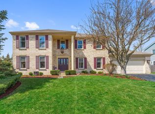 2609 Deerfield Ln, Rolling Meadows, IL 60008