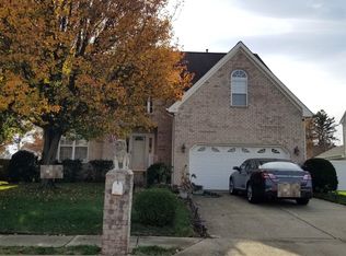 10 Harlequin Dr, Hampton, VA 23669