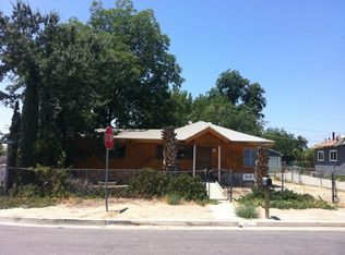 402 Walmar St, Bakersfield, CA 93307