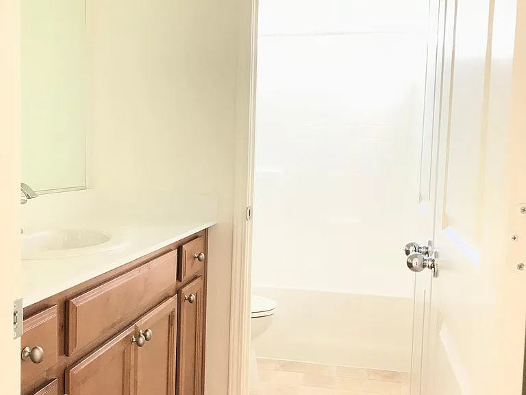 10905 Barden Dr — Photo 15