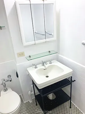 Rented by City Connections Realty | media 21