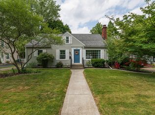 1221 Lakeway Ave, Kalamazoo, MI 49001