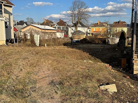 5th image of 65 Lawn Ave