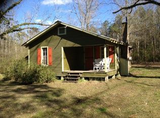 6134 Adams Rd, Smithdale, MS 39664