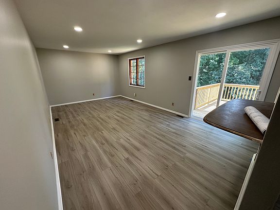 3rd image of 5184 Green Trace Ln #0