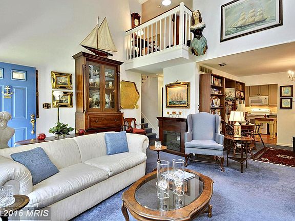 Dramatic Interiors with Innovative Detailing
