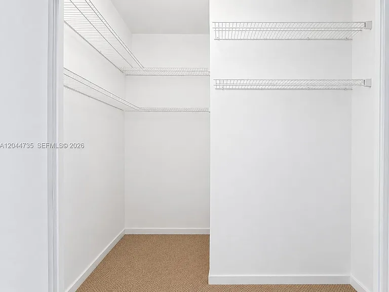1900 N Bayshore Dr #715 — Photo 25
