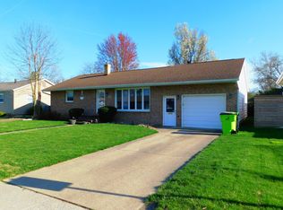 203 E Wanda Ln, Fairbury, IL 61739