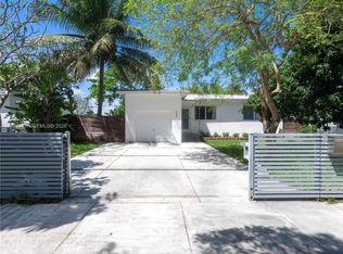 455 NE 111th St, Miami, FL 33161