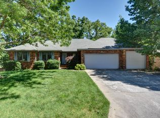 3791 W Rosebrier St, Springfield, MO 65807