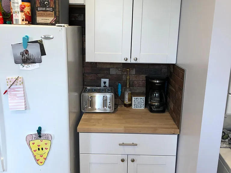 131 Platner St #131A — Photo 9
