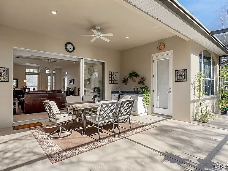 40 Deerwood Dr — Photo 26