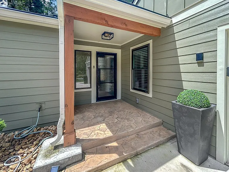 3340 Preakness Ct — Photo 2