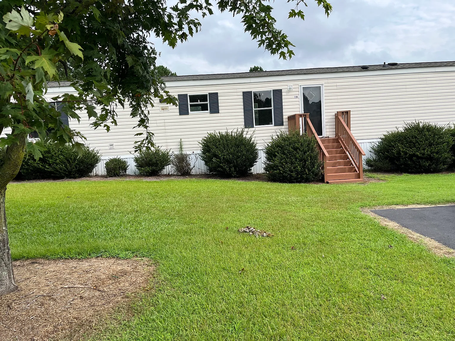 3 bed, 1000 sqft, $1,300 — Photo 4