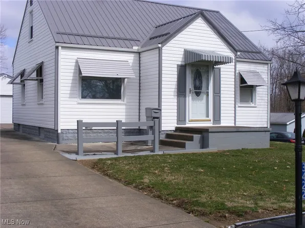 3422 Hilton St NW, Massillon, OH 44646