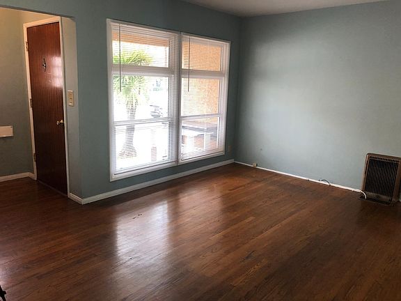 3rd image of 107 E Live Oak Ave #107