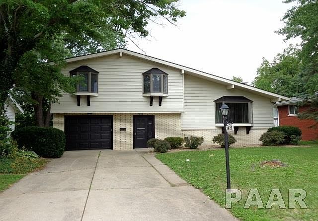 1st image of 2623 W Huntington Dr