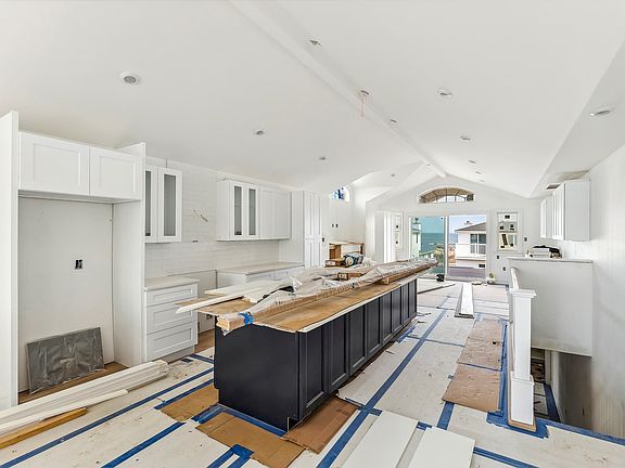 3rd image of 3105 Landis Ave S #Sea