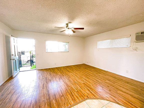 5th image of 6340 Vineland Ave #10401