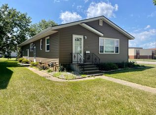 715 Butler Ave, Jackson, MN 56143