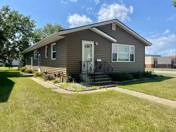 715 Butler Ave, Jackson, MN 56143