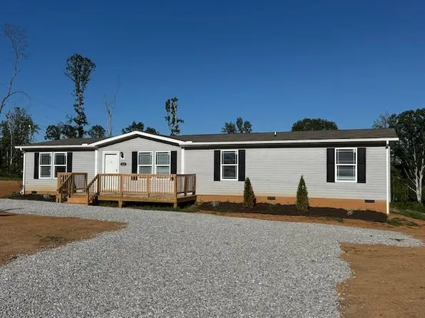 222 Community Dr, Madisonville, TN 37354